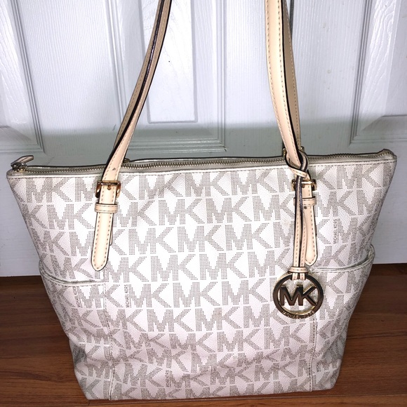 Michael Kors Bag - Picture 1 of 6